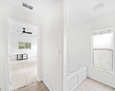 1019 Angelo Avenue - Photo Thumbnail 8