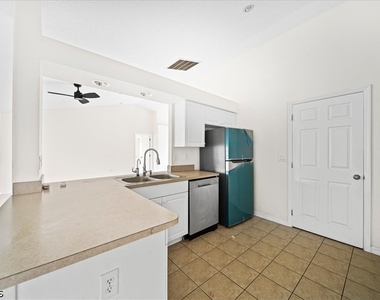 1019 Angelo Avenue - Photo Thumbnail 4