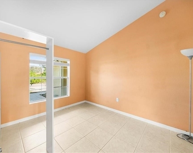 1019 Angelo Avenue - Photo Thumbnail 13
