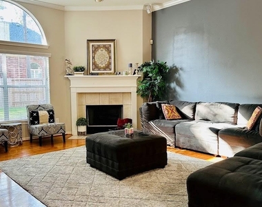 26 Jewelsford Drive - Photo Thumbnail 5