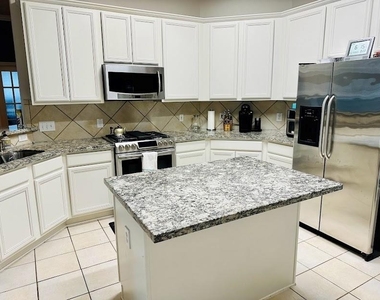 26 Jewelsford Drive - Photo Thumbnail 8