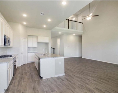 20918 Bradley Gardens Drive - Photo Thumbnail 2