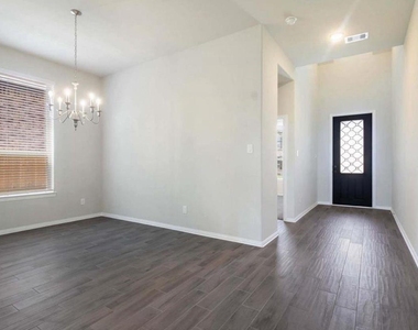 20918 Bradley Gardens Drive - Photo Thumbnail 11