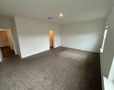 7326 Audubon Russet Drive - Photo Thumbnail 3