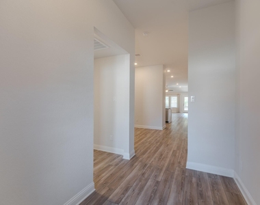 9840 Sweet Flag Court - Photo Thumbnail 8