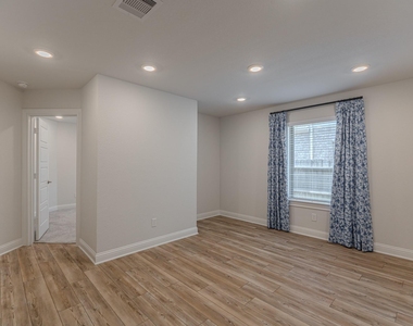 9840 Sweet Flag Court - Photo Thumbnail 30