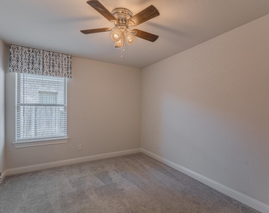 9840 Sweet Flag Court - Photo Thumbnail 35