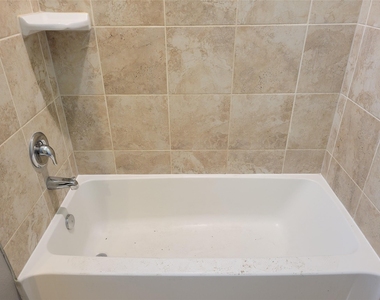 14202 Persimmon Woods Drive - Photo Thumbnail 29