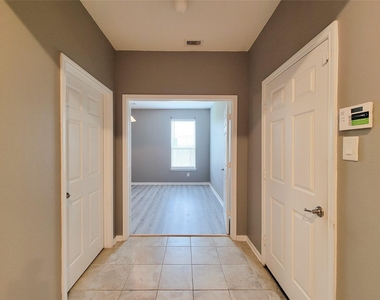 14202 Persimmon Woods Drive - Photo Thumbnail 21