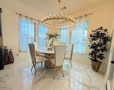 17519 Murrayfield Court - Photo Thumbnail 6
