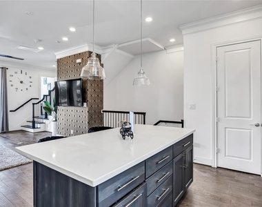 4128 Willowbend Boulevard - Photo Thumbnail 11