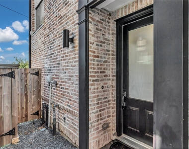 4128 Willowbend Boulevard - Photo Thumbnail 5