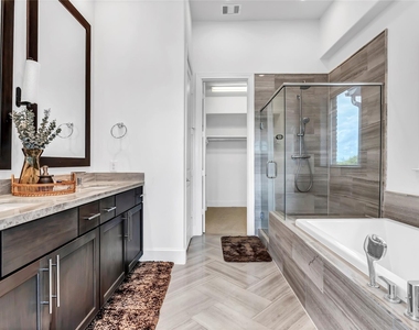 4128 Willowbend Boulevard - Photo Thumbnail 35