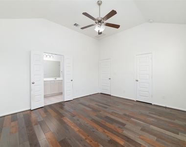 2826 Painted Sunrise Trail - Photo Thumbnail 12