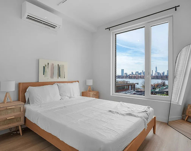 16 West Street - Photo Thumbnail 7