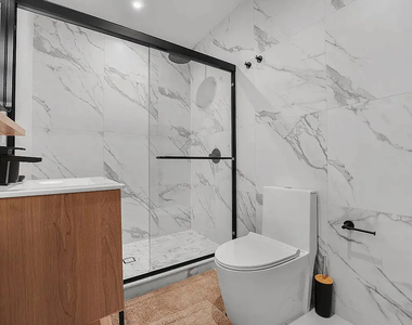 16 West Street - Photo Thumbnail 9