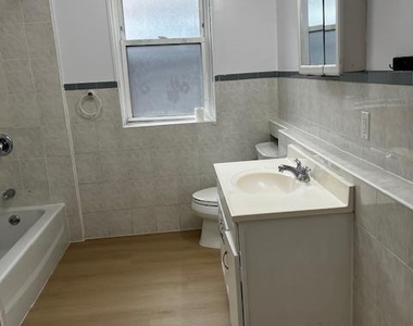 440 Highland - Photo Thumbnail 5