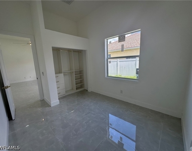 2220 Se 18th Avenue - Photo Thumbnail 13