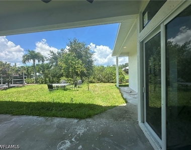 2220 Se 18th Avenue - Photo Thumbnail 29