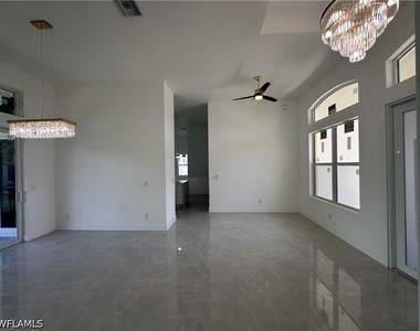 2220 Se 18th Avenue - Photo Thumbnail 26