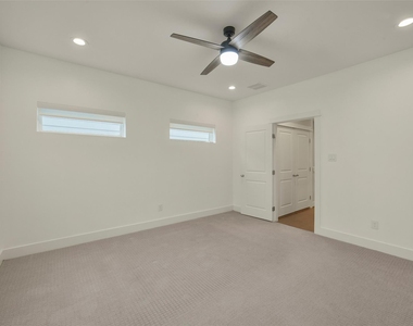 760 W Donovan Street - Photo Thumbnail 17