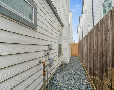 760 W Donovan Street - Photo Thumbnail 26