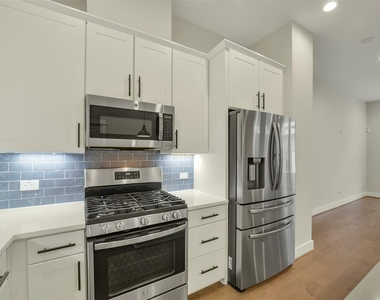 760 W Donovan Street - Photo Thumbnail 13