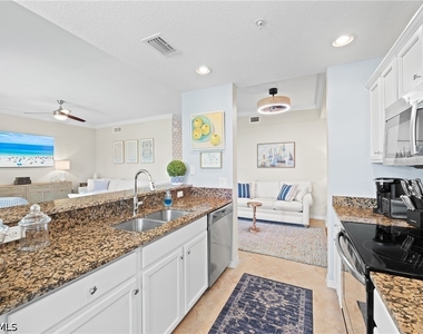 9715 Acqua Court - Photo Thumbnail 7