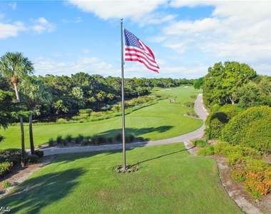 9715 Acqua Court - Photo Thumbnail 38