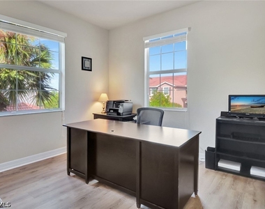 6548 Monterey Point - Photo Thumbnail 15