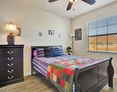 6548 Monterey Point - Photo Thumbnail 21