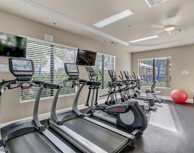 6548 Monterey Point - Photo Thumbnail 38