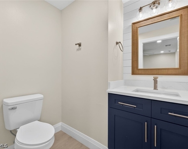 20341 Estero Gardens Circle - Photo Thumbnail 17