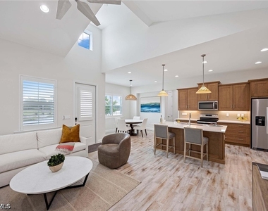 7018 Saona Court - Photo Thumbnail 3