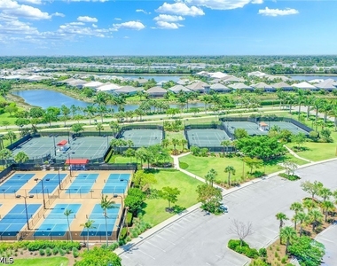7018 Saona Court - Photo Thumbnail 27