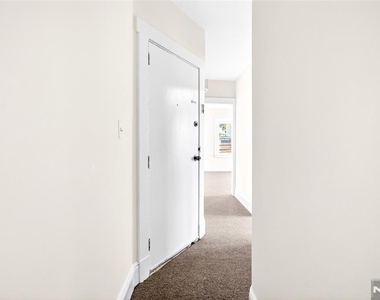 825 Main - Photo Thumbnail 23