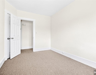 825 Main - Photo Thumbnail 40