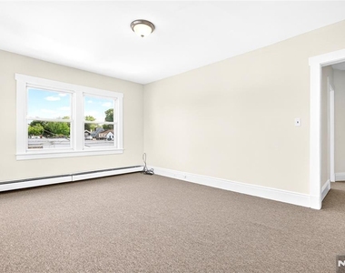 825 Main - Photo Thumbnail 25
