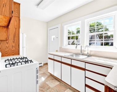 825 Main - Photo Thumbnail 14