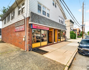 825 Main - Photo Thumbnail 5