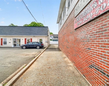 825 Main - Photo Thumbnail 45