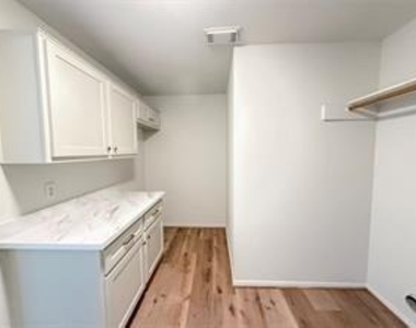 150 Rushwing Place - Photo Thumbnail 19