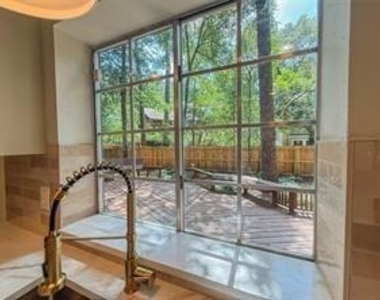 150 Rushwing Place - Photo Thumbnail 3