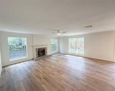 150 Rushwing Place - Photo Thumbnail 7