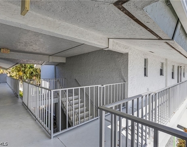 4126 Belair Lane - Photo Thumbnail 34