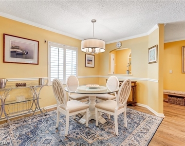 4126 Belair Lane - Photo Thumbnail 4
