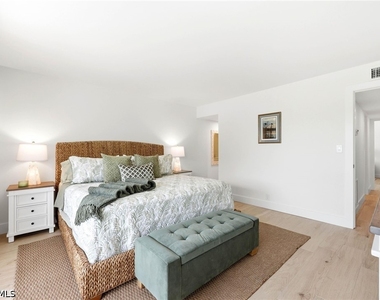 3 Bluebill Avenue - Photo Thumbnail 17