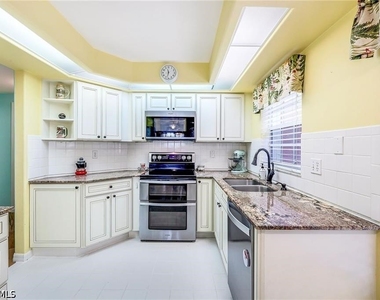 28068 Cavendish Court - Photo Thumbnail 4