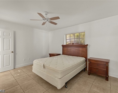 6254 Vista Garden Way - Photo Thumbnail 15