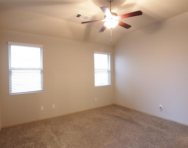 20419 Newcastle Ridge Lane - Photo Thumbnail 12